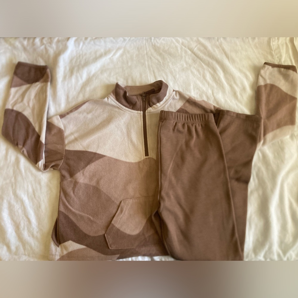 Brown half zip jogger set